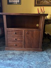 Mobile TV arte povera