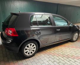 VOLKSWAGEN Golf 5ª serie 1.9 TDI Comfortline DPF