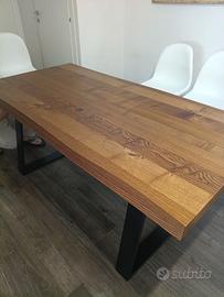 Tavolo in legno