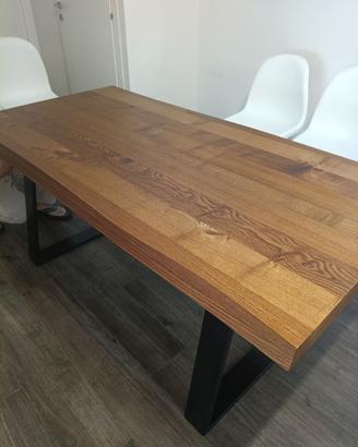 Tavolo in legno
