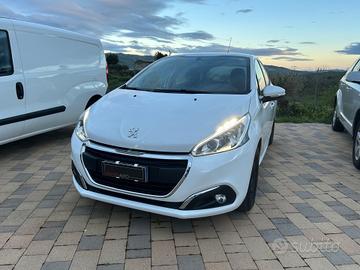 Peugeot 208 BlueHDi 75 S&S AUTOCARRO N1
