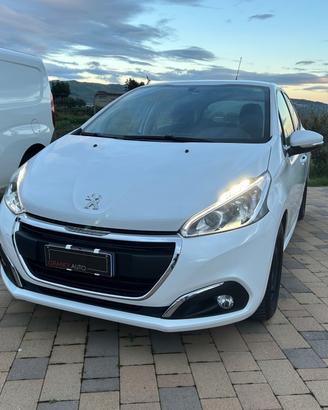 Peugeot 208 BlueHDi 75 S&S AUTOCARRO N1