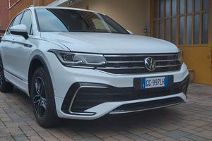 VOLKSWAGEN TIGUAN MY21 2.0 TDI SCR R-LINE 4Motion