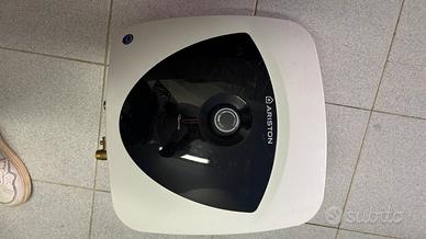 Scaldabagno elettrico Andris Lux 10/5 eu 10 litri