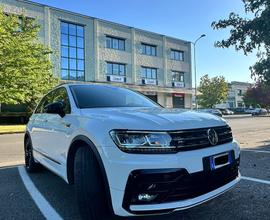 VW Tiguan 1.5 tsi R-Line Black Line