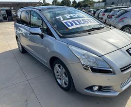 PEUGEOT 5008 2.0 HDi 150CV 7 POSTI+TETTO