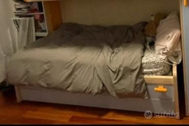 letto singolo con sottoletto  entrambi con rotelle