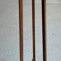 Tavolino porta lampade