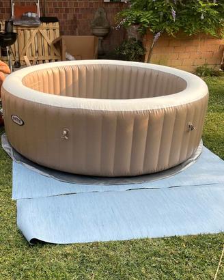 Piscina idromassaggio Intex 6 posti