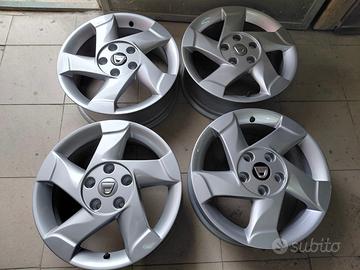 Cerchi in lega da 16 pollici per Dacia duster