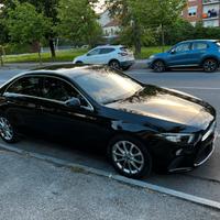 MERCEDES CLASSE A 180 SEDAN