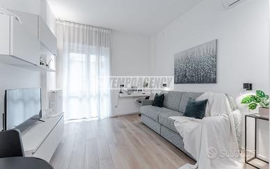 Splendido monolocale ristrutturato con terrazzino