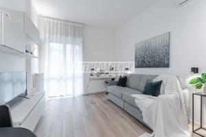 Splendido monolocale ristrutturato con terrazzino