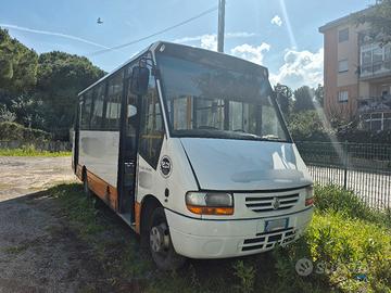 2 mini bus urbani Renault Master 3000 160 cv