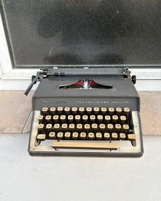 Macchina Da Scrivere Remington Travel  -vintage