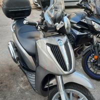 Piaggio carnaby cruiser 300