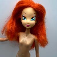 Bambola Winx Club Bloom School Girl