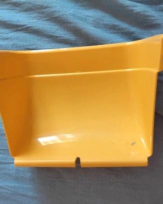 mangiatoia/ portafieno in plastica per gabbia