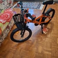 Bicicletta bambino 16 pollici  più le rottele 