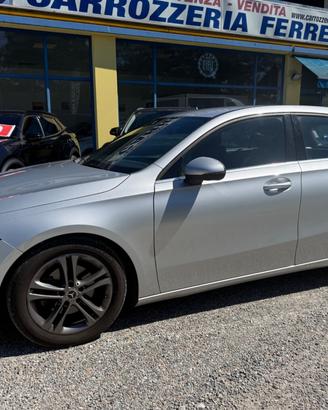 Mercedes-benz A 180 d Automatic Business