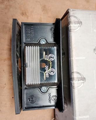 Luce targa originale NISSAN Patrol GR Y60 / Terran