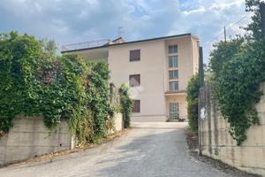 4 LOCALI A BENEVENTO