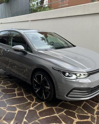 Golf 8 2.0TDI 150CV LED MATRIX