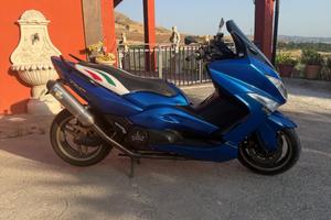 Yamaha Tmax