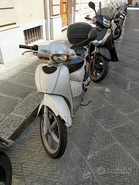 scarabeo 50 4 tempi 