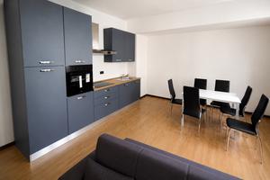 Ampio appartamento arredato con 2 camere da letto