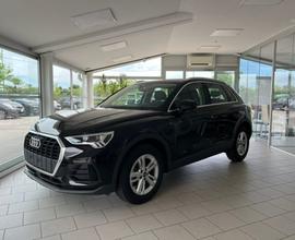 AUDI Q3 35 TDI S tronic Business