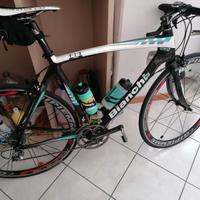 Bicicletta in carbonio Bianchi