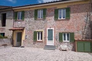 Trilocale finemente ristrutturato a Lammari