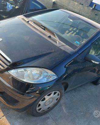 Ricambi usati Mercedes classe A w169 - 1.5 benzina