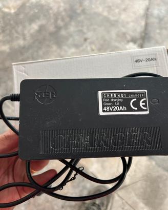 CARICA BATTERIA PER BICI ELETTRICA