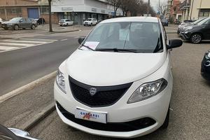 Lancia Ypsilon 1.0 FireFly 5 porte S&S Hybrid Ecoc