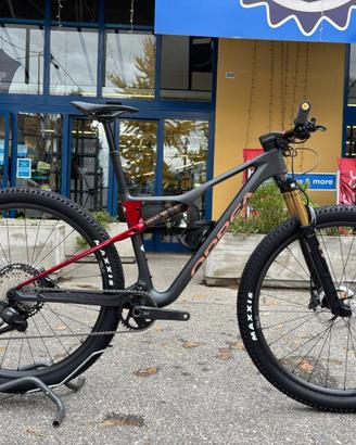mtb full ORBEA OIZ M-PRO 2026 Di2  XL disponibile