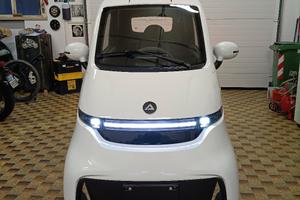 mini car elettrico Cabinactive