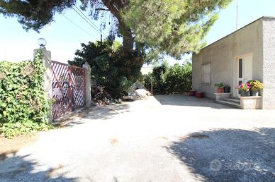 VILLA SINGOLA A BRINDISI