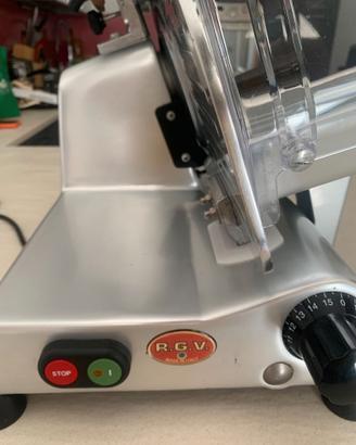 Affettatrice RGV 22 GS - Pari al Nuovo (Usata 10 v