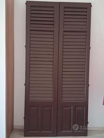 Infissi in  legno per 2 balconi . 