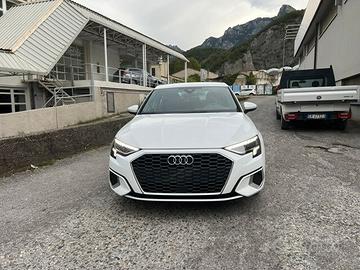 Audi A3 SPB 35 TFSI SPORT-47000KM-SENSORI-APPLECAR