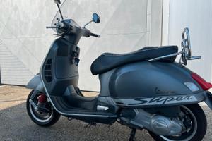 Piaggio Vespa 300 GTV -