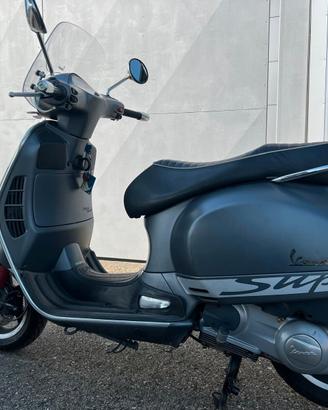 Piaggio Vespa 300 GTV -