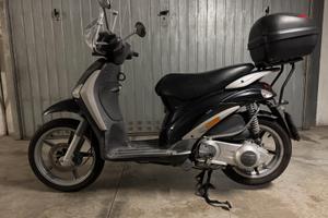 MOTO PIAGGIO LIBERTY 125