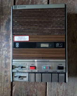 Grundig registratore portatile a cassetta vintage