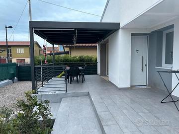 Mira villetta restaurata a nuovo su unico piano