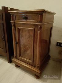 Comodini  vintage in legno con pianale in marmo