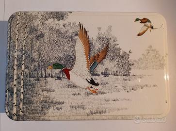 scatola in latta da collezione