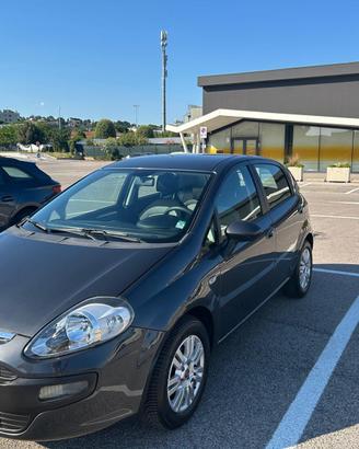 FIAT PUNTO USATA POCHISSIMO